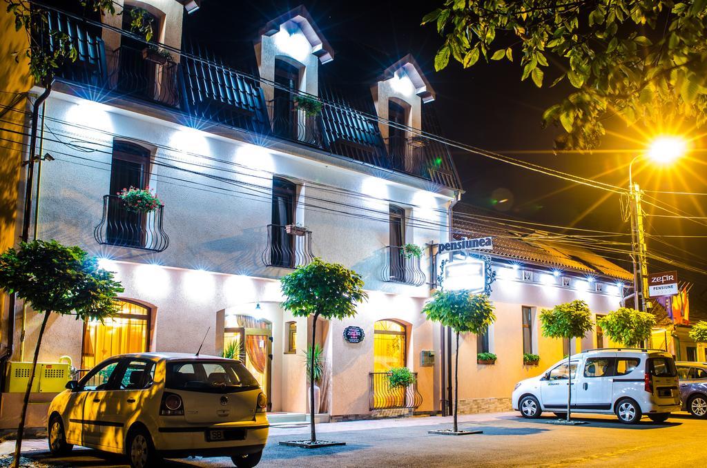 Hotel-Pensiunea Zefir Timisoara Bagian luar foto