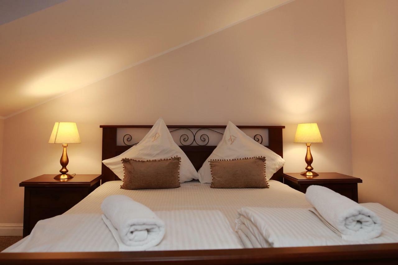 Hotel-Pensiunea Zefir Timisoara Bagian luar foto