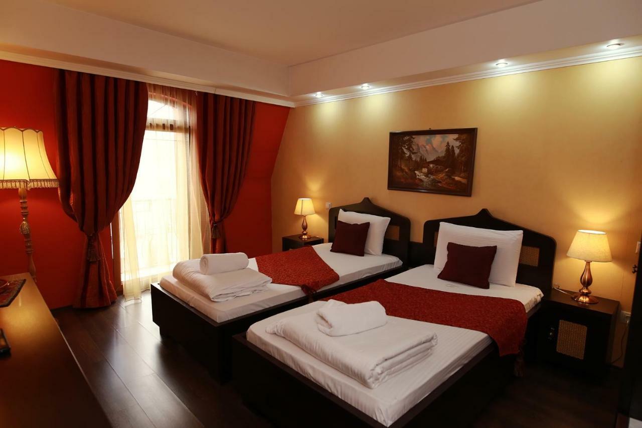 Hotel-Pensiunea Zefir Timisoara Bagian luar foto
