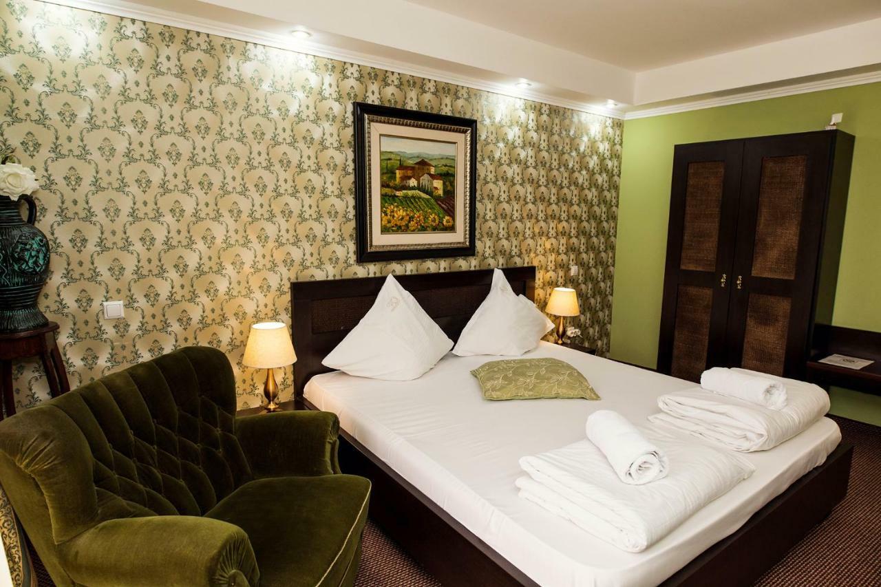 Hotel-Pensiunea Zefir Timisoara Bagian luar foto